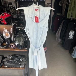Guess light wash denim shirt dress